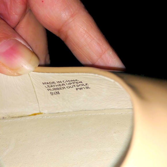 NWOT MICHAEL KORS Leather Nude Heels / Pumps - Picture 8 of 9